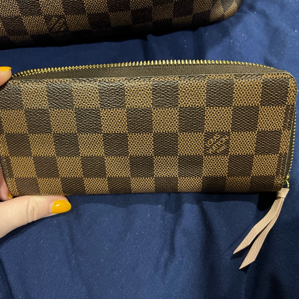 LOUIS VUITTON CLÉMENCE WALLET